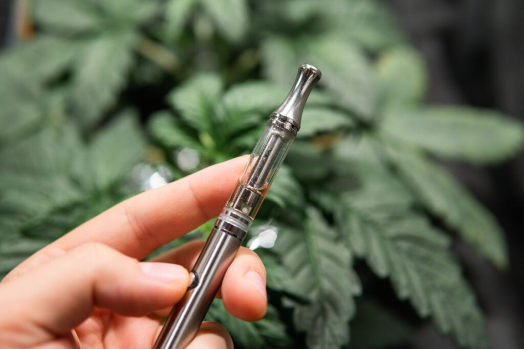 The Dangers Of CBD Vape Pens And THC Vape Pens -