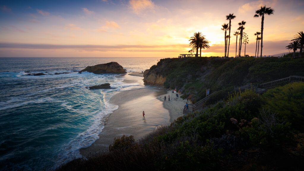 Picture of the ocean with waves and beach shoreline